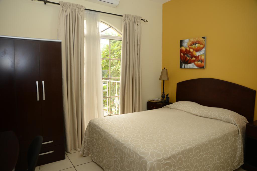 Hotel San Juan San Pedro Sula Quarto foto